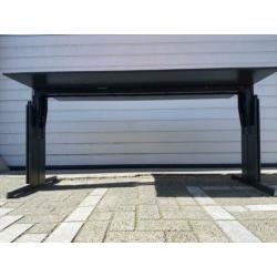 6 stuks Ypso bureau bureaus kantoor tafel zwart beuken