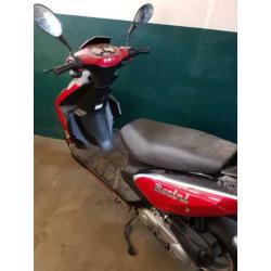 Mooi snorfiets 2014