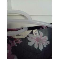 Miss Etam bloemen tuniek / blouse maat 38.