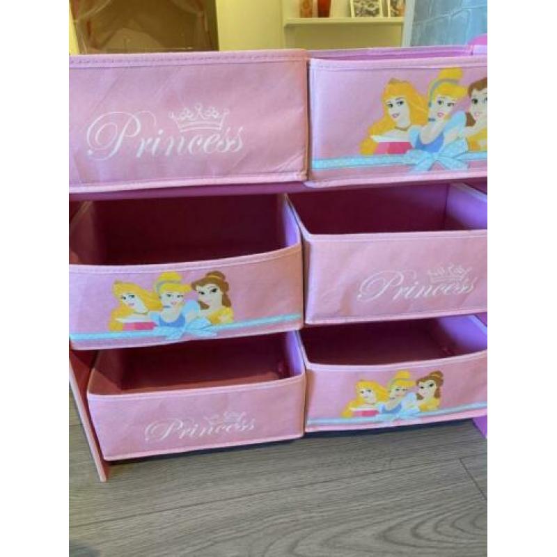 Kastje voor kinder kamer