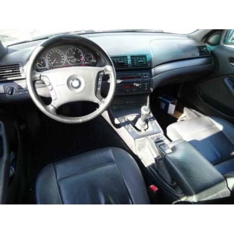 BMW 3-serie Touring 320i Special Executive AIRCO/cruise/LEER