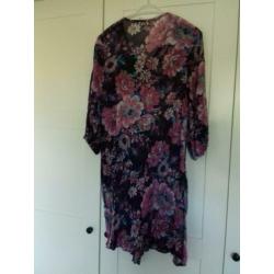 Miss Etam bloemen tuniek / blouse maat 38.