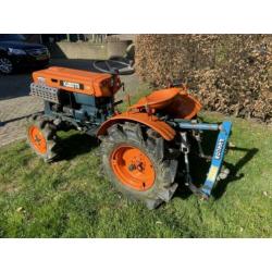 Kubota B7000 4WD 15 PK minitractor
