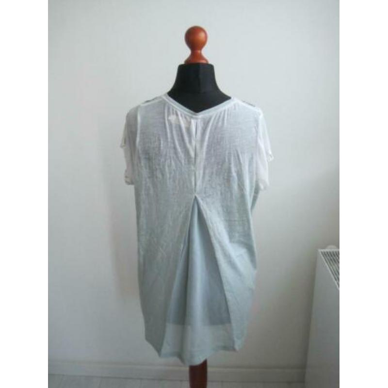 Cream t shirt mintgroen zo goed als nieuw maat M