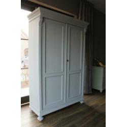 Brocante Franse linnenkast / hang - leg / demontabel