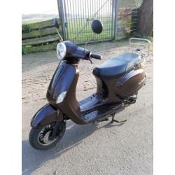 LA SOURIS (vespa look) | 45km/u