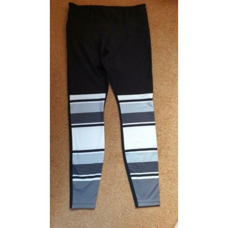 Lorna jane sportlegging maat m