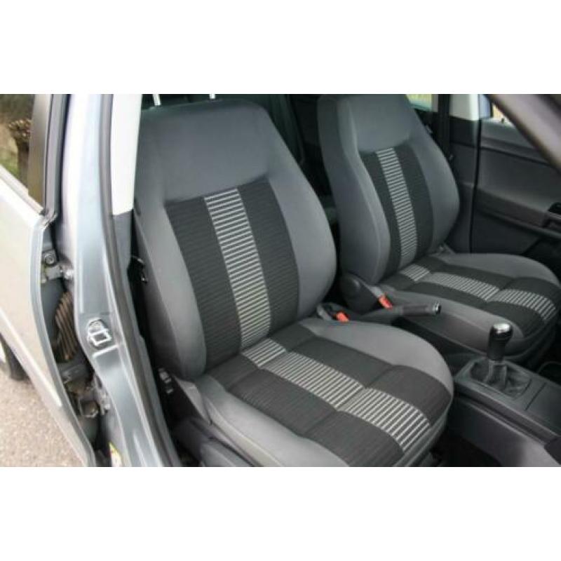 Volkswagen Polo 1.2-12V Trendline 5DRS AIRCO / CRUISE / LMV