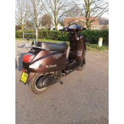 LA SOURIS (vespa look) | 45km/u