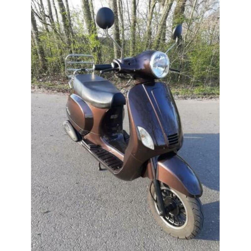 LA SOURIS (vespa look) | 45km/u