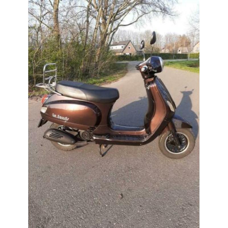 LA SOURIS (vespa look) | 45km/u