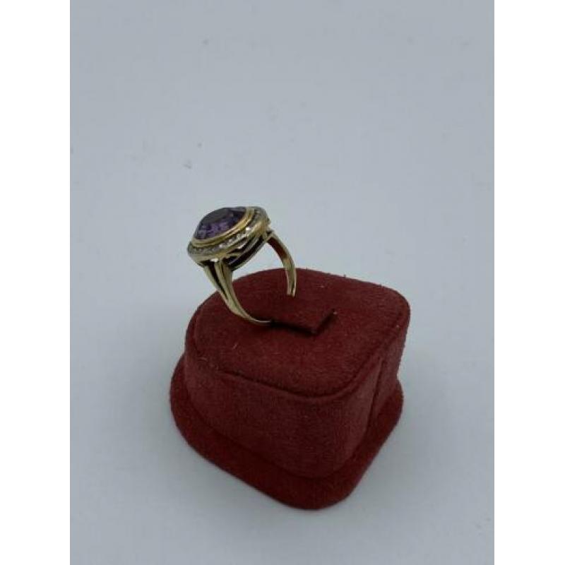 14 karaats gouden dames ring met amethist en diamanten