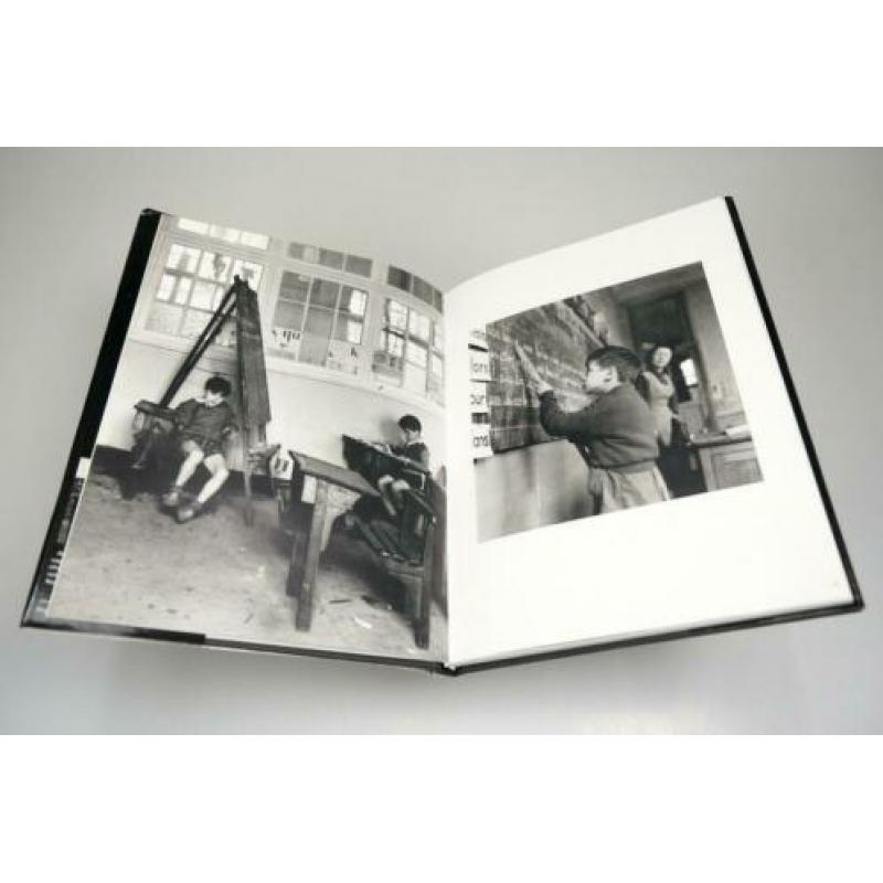 Robert Doisneau - Les Doigts Pleins d'Encre