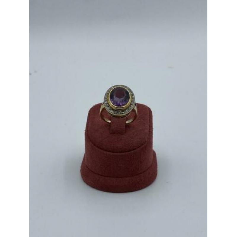 14 karaats gouden dames ring met amethist en diamanten