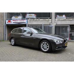 BMW 3 Serie Touring 320d EDE Centennial High Executive