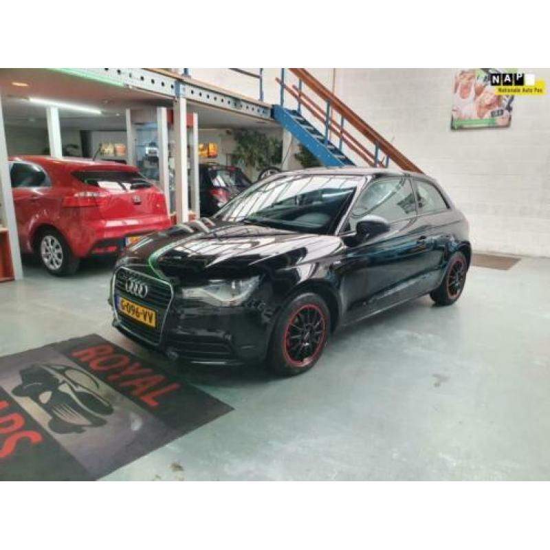 Audi A1 1.2 TFSI S edition /NAVI/LED/CLIMA!