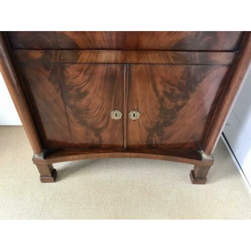Secretaire 1820. Empire, gerestaureerde staat