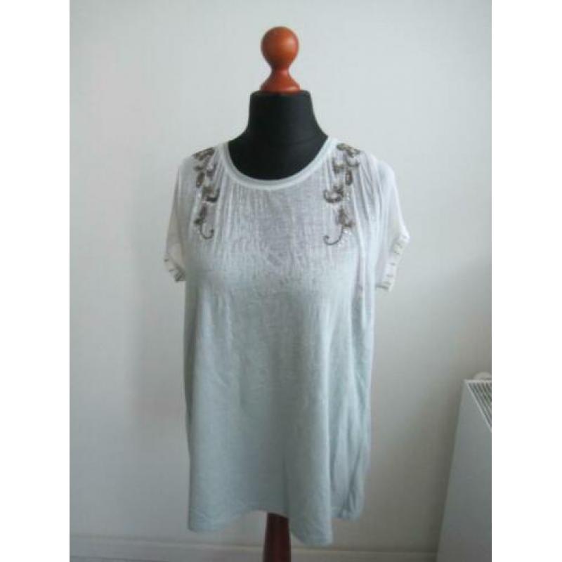Cream t shirt mintgroen zo goed als nieuw maat M