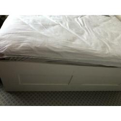 Brimnes Ikea 140/200