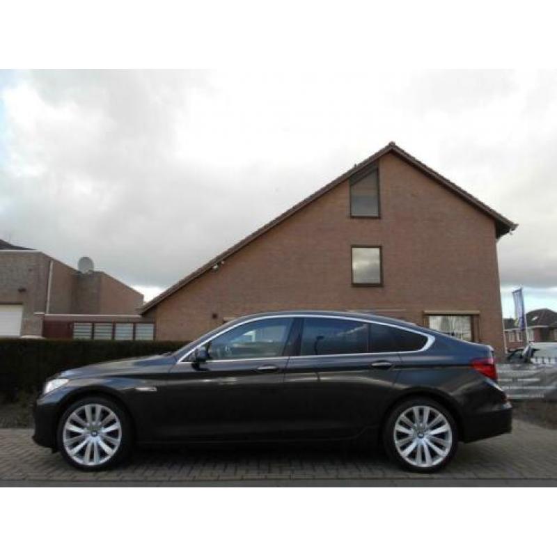 BMW 5-serie Gran Turismo 520D GT DODEHOEK-ASSIST/COMFORT-ZET