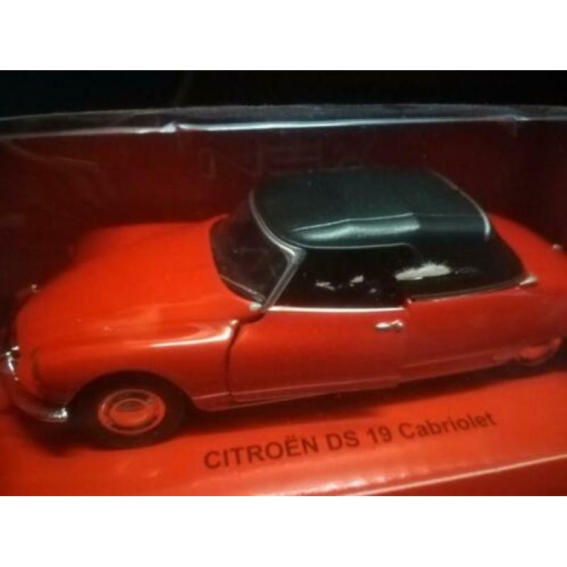 Citroen ds 19 cabriolet van Welly nex models