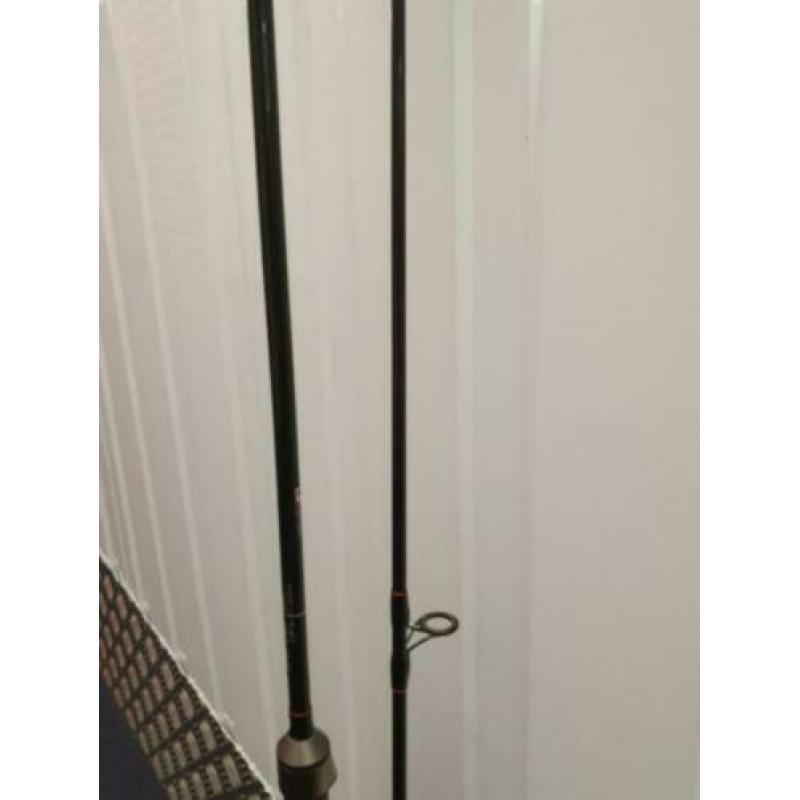 2x Faith Slender 9ft karper hengels.