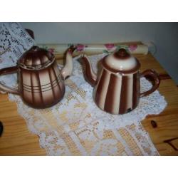 Theepotjes, emaille, bruin creme
