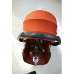 cybex aton q plus