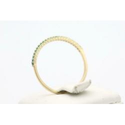14 Karaat. Gouden vintage aanschuif ring met smaragd.