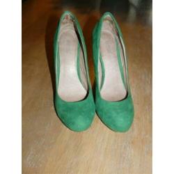C448 Amigo mt 37 pumps groen suede plateau binnenin
