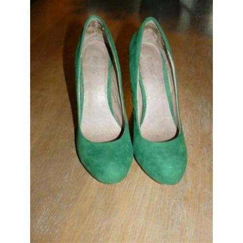 C448 Amigo mt 37 pumps groen suede plateau binnenin