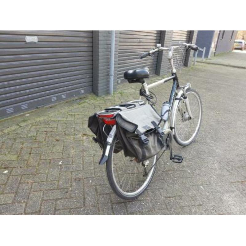 Gazelle medeo herenfiets 28 inch met 3x7 versnellingen
