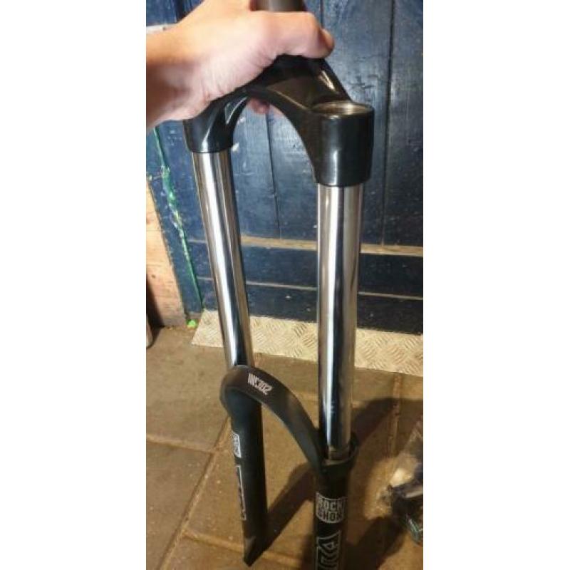 Rock shox tora 302