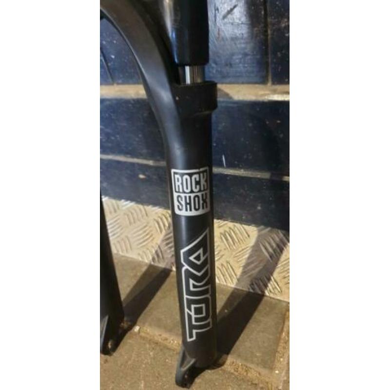 Rock shox tora 302