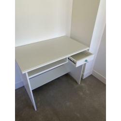 Wit bureau