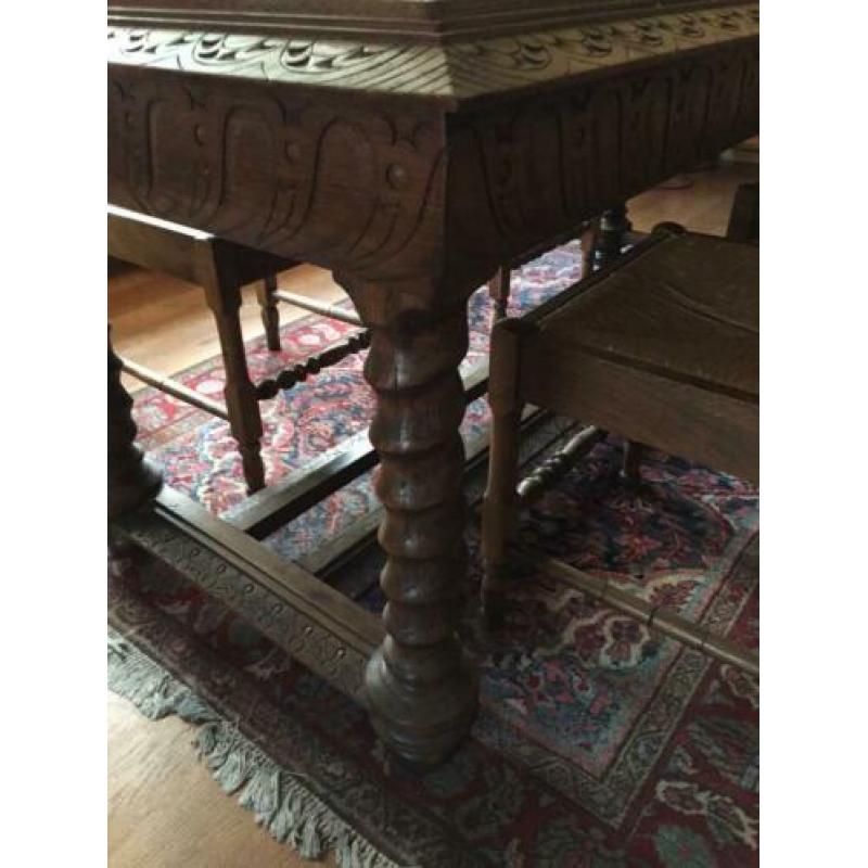 Eiken eetkamer tafel