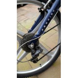 Mooie unieke montainbike +extra onderdelen Bieden mag Ophal
