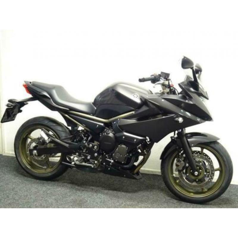 Yamaha XJ6 / DIVERSION (bj 2009)