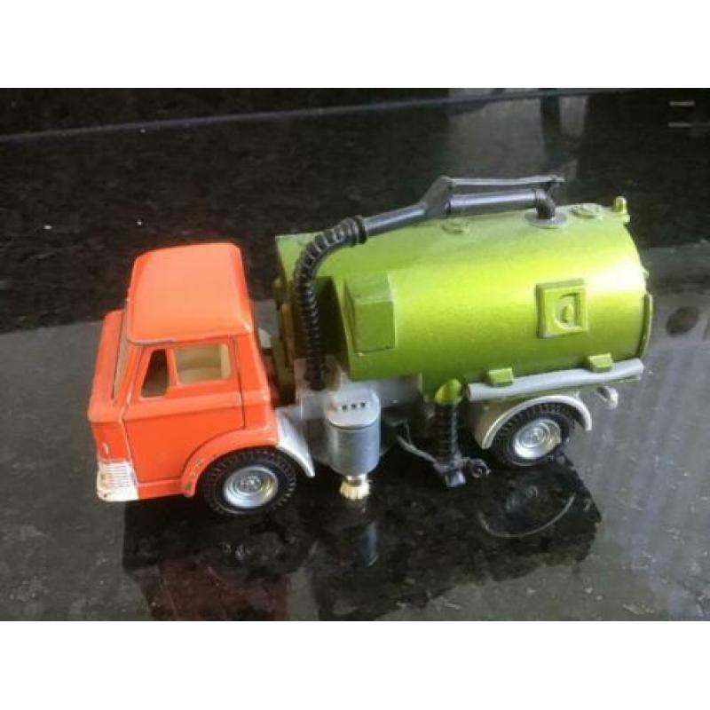 Johnston roadsweeper