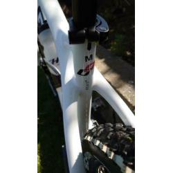Mountainbike Ghost Nila 5 LC full carbon maat M