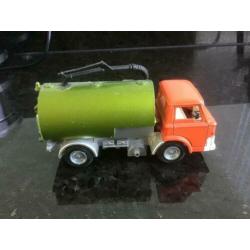 Johnston roadsweeper