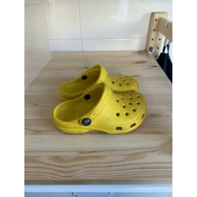 Gele Crocs, maat 10 (27-28)