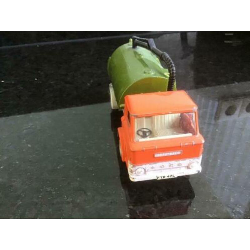 Johnston roadsweeper