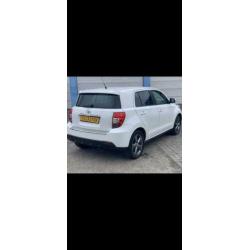 Toyota Urban Cruiser 1.3 VVT-i Dynamic Pearl Navi keyless go