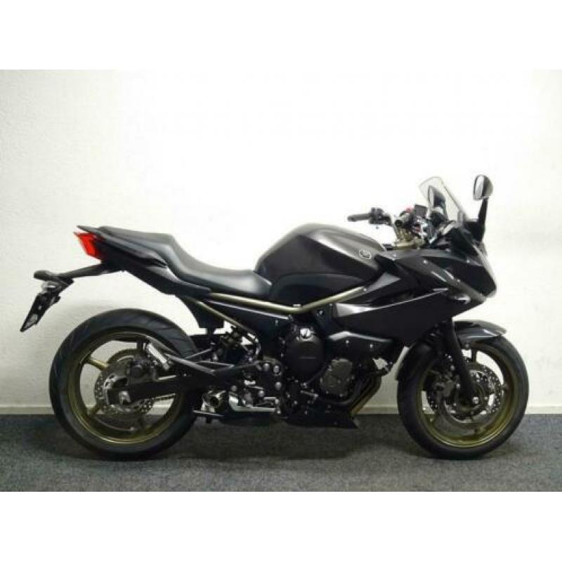 Yamaha XJ6 / DIVERSION (bj 2009)