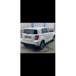 Toyota Urban Cruiser 1.3 VVT-i Dynamic Pearl Navi keyless go