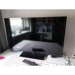 Toshiba tv (32E2533D)