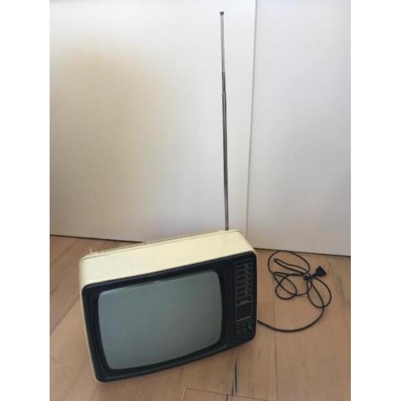 oude Grundig TV Triumph 1220 voor liefhebber