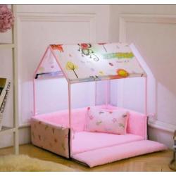 Roze huisje te koop nieuw met lampje