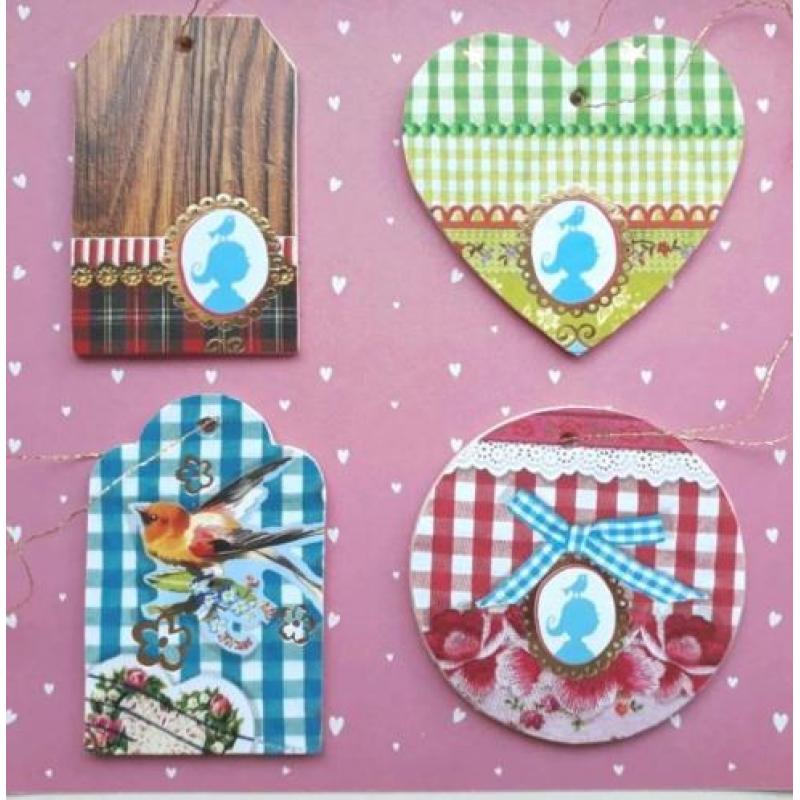 4 Houten hangers met Pip Studio afbeeldingen